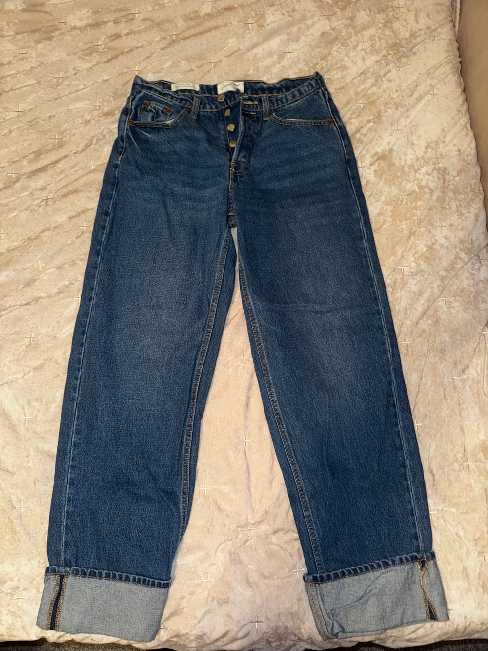 Universal Thread Men's Relaxed Dark Blue Button-Fly Jeans